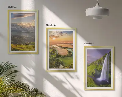 Gerahmtes Bilderset mit Motiven von Gebirgsflüssen, Wasserfällen und Natur