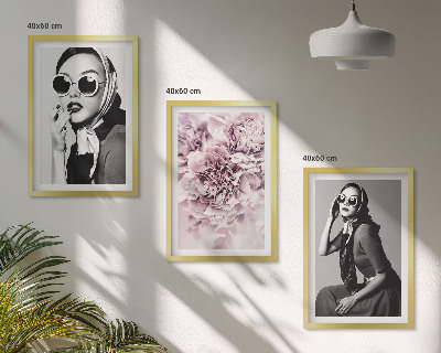 Bilder-3er-set mit rahmen Stilvolle Porträts von Frauen mit Blumen