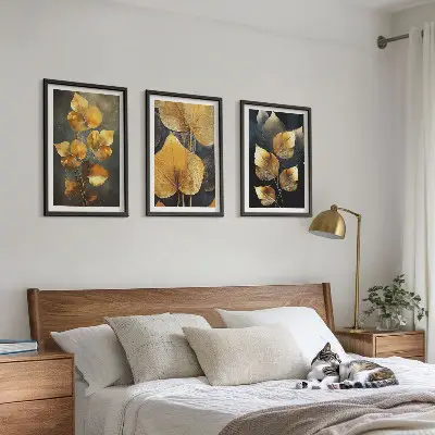 Gelbe Blätter auf dunklem Hintergrund 3er-Set Bilder mit Rahmen