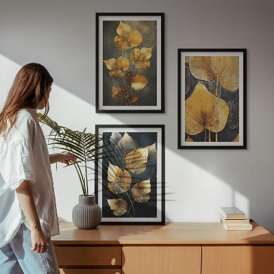 Bilder-3er-set mit rahmen Gelbe Blätter auf dunklem Hintergrund