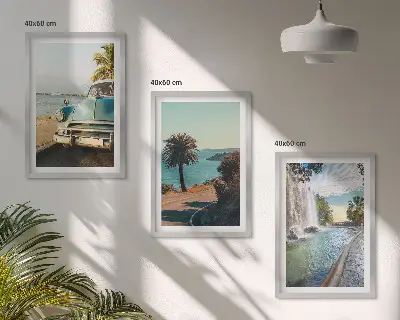 Gerahmtes Bilderset mit Urlaubsmotiven von Palmen und Wasserfall
