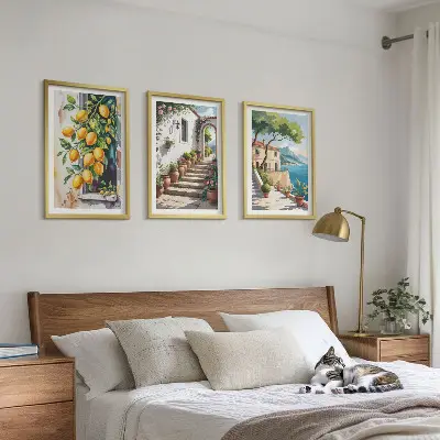 Gerahmtes Bilderset mit Zitronen, Blumen und Meerblick
