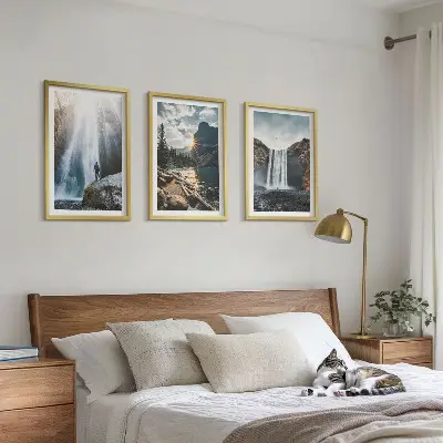 Wandbilder-3er-Set mit Rahmen mit Motiven von Wasserfällen, Bergen und Naturlandschaften