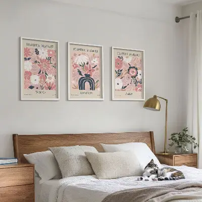 Gerahmtes Bilderset mit Blumenmotiven aus Tokio, London und Paris