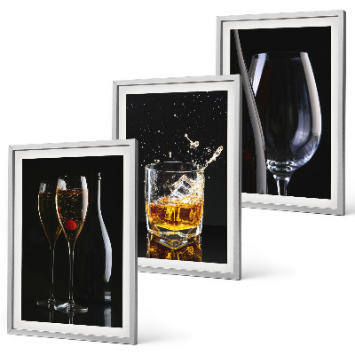 Bilder-3er-set mit rahmen Weingläser und Whiskygläser auf schwarzem Hintergrund