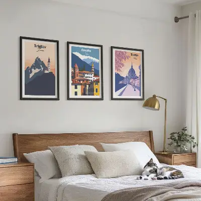 Retro-Illustrationen zur Bergarchitektur 3er-Set mit Rahmen