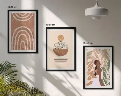 Gerahmtes Bilderset mit stilvollen Pflanzenmustern und geometrischen Motiven