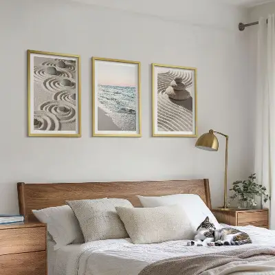Wandbild-Set mit Rahmen Motiv Wellen, Sand, Wasser, Steine und Strand - 3er-Set
