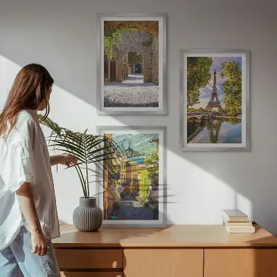 Gerahmtes Bilderset mit Straßen der Eiffel-Architektur