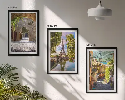 Gerahmtes Bilderset mit Straßen der Eiffel-Architektur