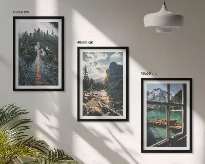 3er-Set Bilder mit Rahmen mit Motiven von Brücke, Wald, See, Booten und Bergen
