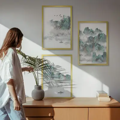 3er-Set Bilder mit Rahmen mit Motiven von Bergen, Wolken, Vögeln und Booten im Japandi-Stil