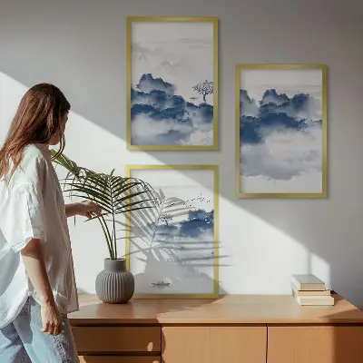 Gerahmtes Bilderset mit Motiven von Bergen, Wolken, Bäumen und Vögeln