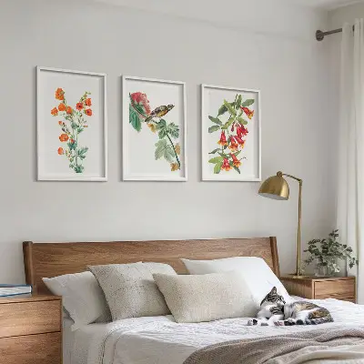 Gemalte Blumen und ein Vogel 3er-Set Bilder mit Rahmen