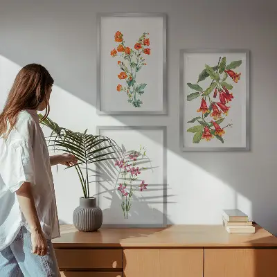 Gerahmtes Bilderset mit Vintage-Retro-Blumenmalerei