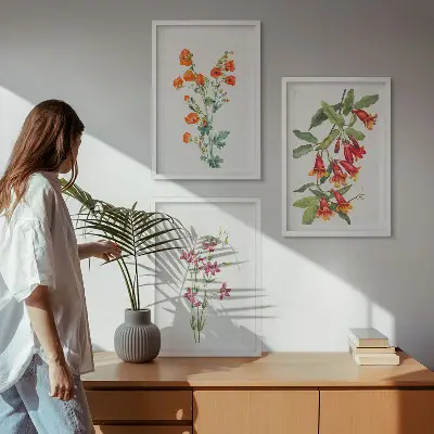 Gerahmtes Bilderset mit Vintage-Retro-Blumenmalerei