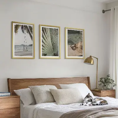 Gerahmtes Bilderset mit Strandschaukel und Blättermotiv
