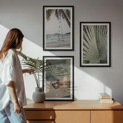 Gerahmtes Bilderset mit Strandschaukel und Blättermotiv