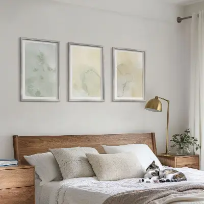 Gerahmtes Bilderset mit pastellfarbenen Aquarelltexturen