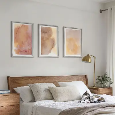 Gerahmtes Bilderset mit warmen, farbenfrohen Aquarelltexturen