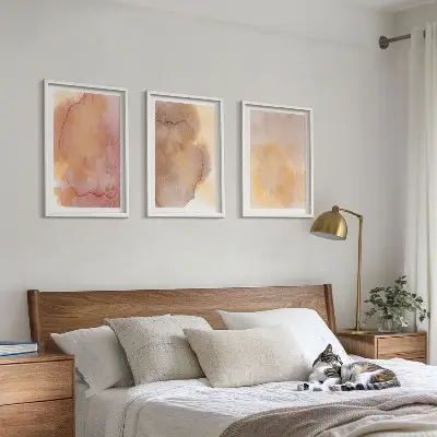 Gerahmtes Bilderset mit warmen, farbenfrohen Aquarelltexturen