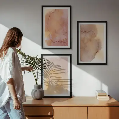 Gerahmtes Bilderset mit warmen, farbenfrohen Aquarelltexturen