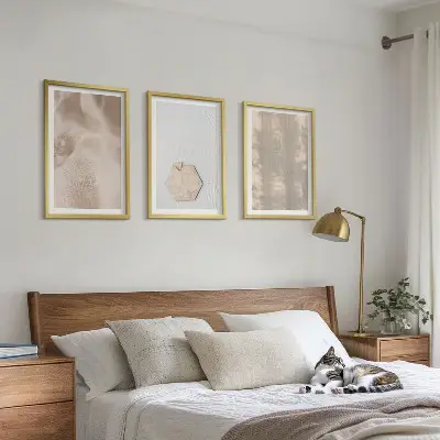 Gerahmtes Bilderset mit subtilen Texturen im Boho-Natur-Stil