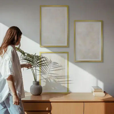 Gerahmtes Bilderset mit hellem Strukturfarbendesign