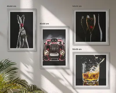 Wanddeko-Set mit Motiv Frauenbeine, Rosenwagen und Wein