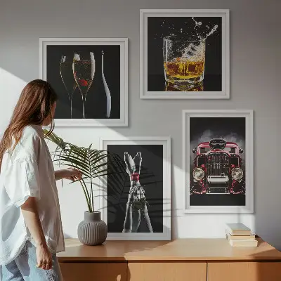 Wanddeko-Set mit Motiv Frauenbeine, Rosenwagen und Wein