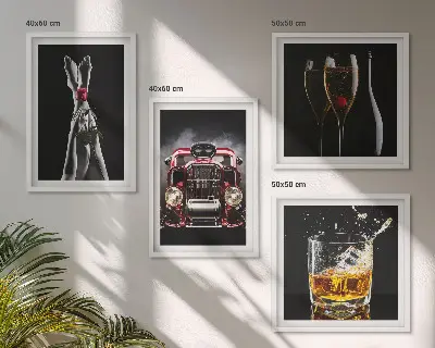 Wanddeko-Set mit Motiv Frauenbeine, Rosenwagen und Wein