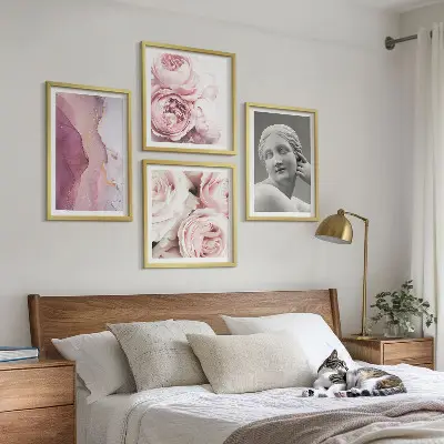 Wanddeko-Set Pfingstrosenskulptur einer Frau Wandbild-Set mit Skulptur einer Frau und Pfingstrosenmotiven