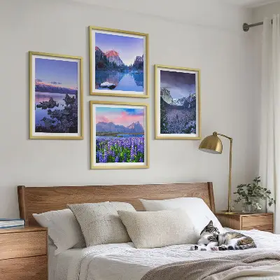 Wanddeko-Set mit Berglandschaften, Wasser und Blumenfeld