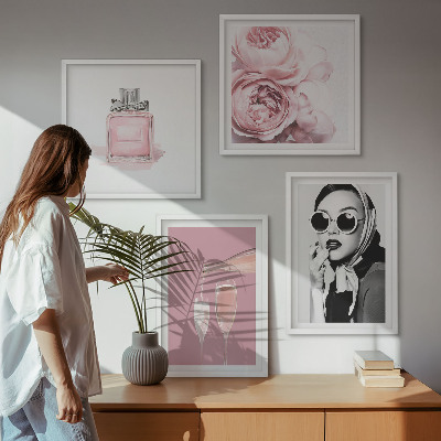 Polyptychon mit rahmen Stilvolle pinkfarbene Accessoires