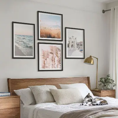 Wanddeko-Set mit Pflanzen, Meereswellen sowie Aussicht auf Häuser