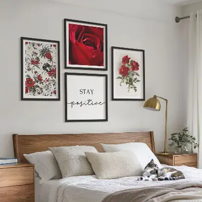 Wanddeko-Set mit Inschrift und roten Rosen