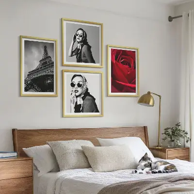 Wanddeko-Set mit Motiv einer Pariserin mit Eiffelturmbrille