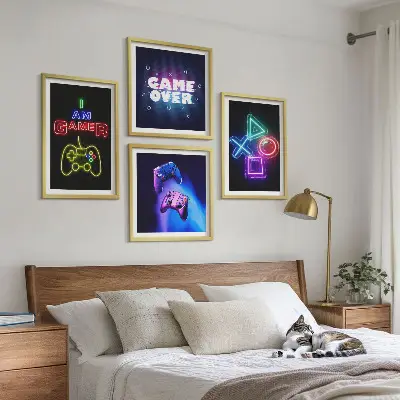 Polyptychon mit Rahmen Motiv mit Gamepads und Spielersymbolen