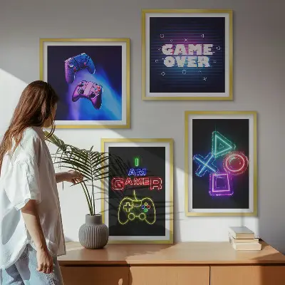 Polyptychon mit Rahmen Motiv mit Gamepads und Spielersymbolen