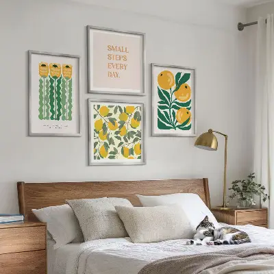 Pflanzenmuster mit Blumen als Polyptychon mit Rahmen