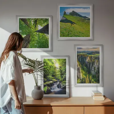 Grüne Berge Wasserfallwald Polyptychon mit Rahmen