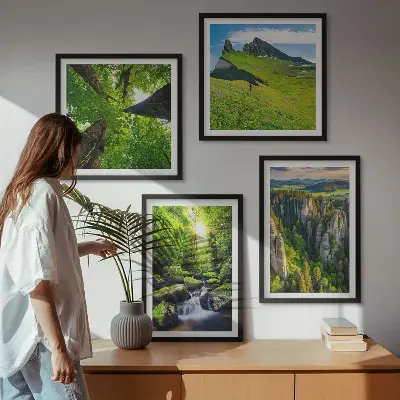 Grüne Berge Wasserfallwald Polyptychon mit Rahmen