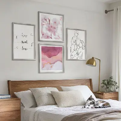 Blumenfamilie minimalistisch als mehrteiliges Wandbild mit Rahmen