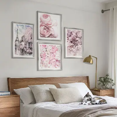 Wanddeko-Set mit rosa Blumen und romantischer Landschaft