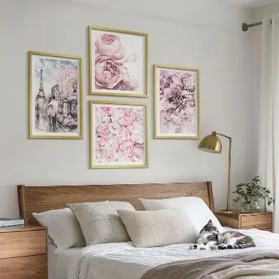 Wanddeko-Set mit rosa Blumen und romantischer Landschaft