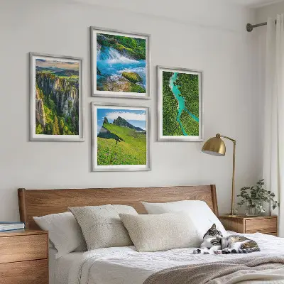 Grüne Berge, Flussfelsen Polyptychon mit Rahmen