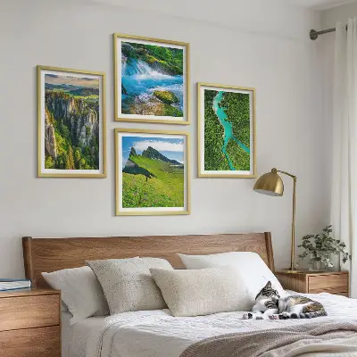 Grüne Berge, Flussfelsen Polyptychon mit Rahmen