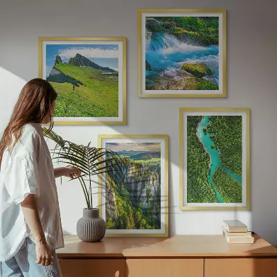 Grüne Berge, Flussfelsen Polyptychon mit Rahmen