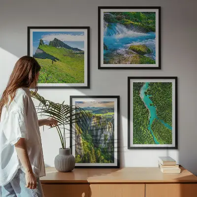Grüne Berge, Flussfelsen Polyptychon mit Rahmen