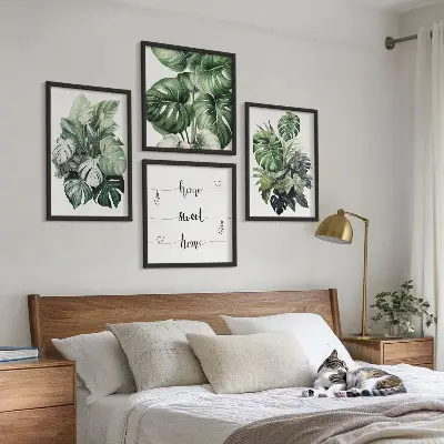Aquarell-Wandbild mit grünen tropischen Blättern als gerahmtes Polyptychon